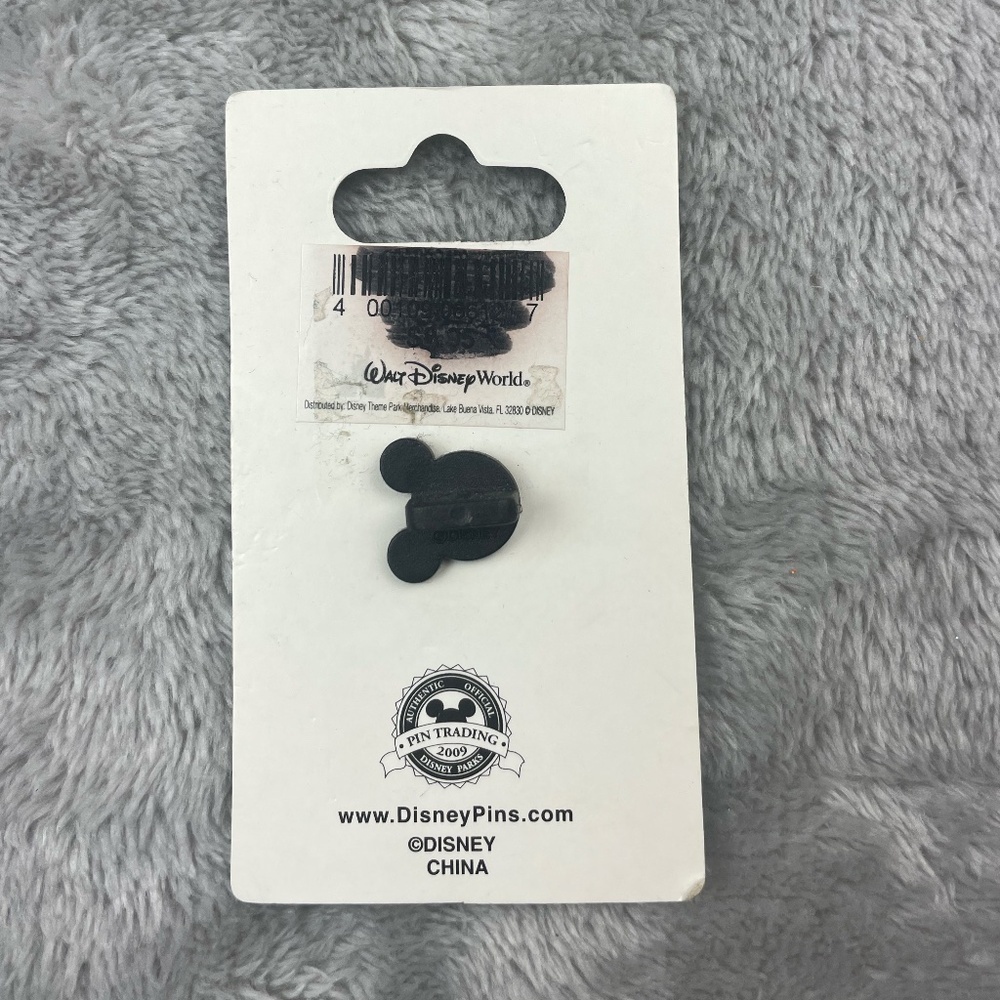 RunDisney Walt Disney World Limited Edition 2009 Marathon Weekend Mickey Pin NEW - Picture 2 of 4